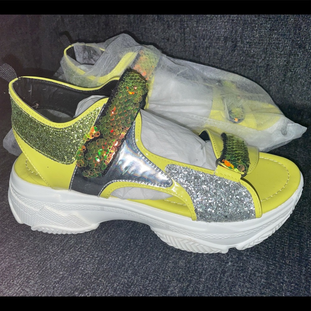 Sneaker sandals 8.5 girls/women